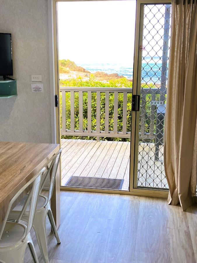Tuross Beach Cabins & Campsites Tuross Heads Exteriör bild